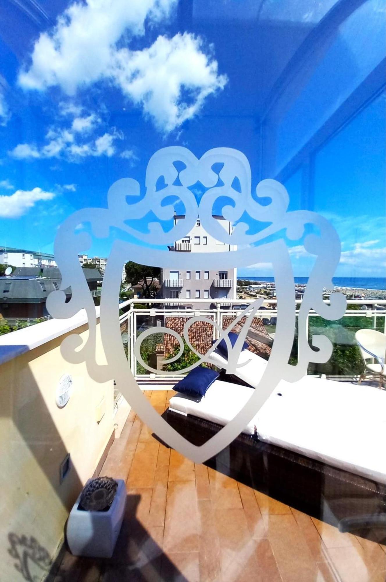 Hotel Ariella Milano Marittima Exterior photo