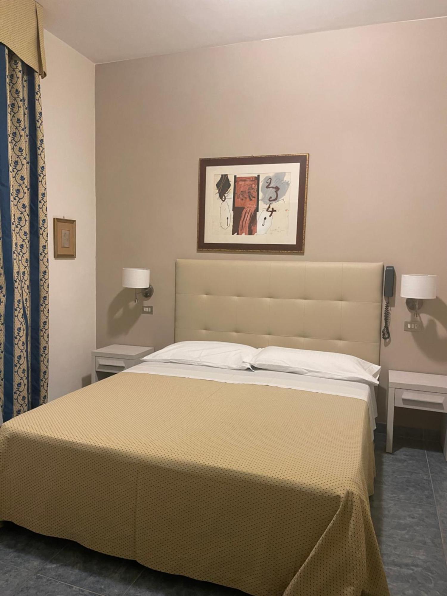 Hotel Ariella Milano Marittima Exterior photo