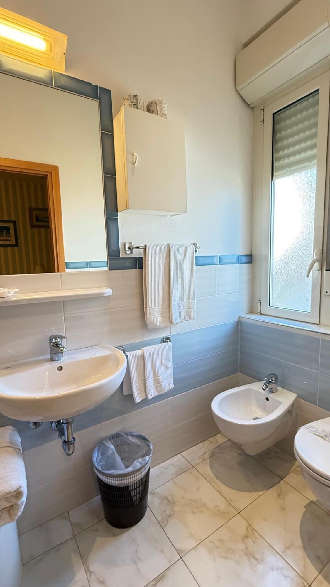 Hotel Ariella Milano Marittima Exterior photo